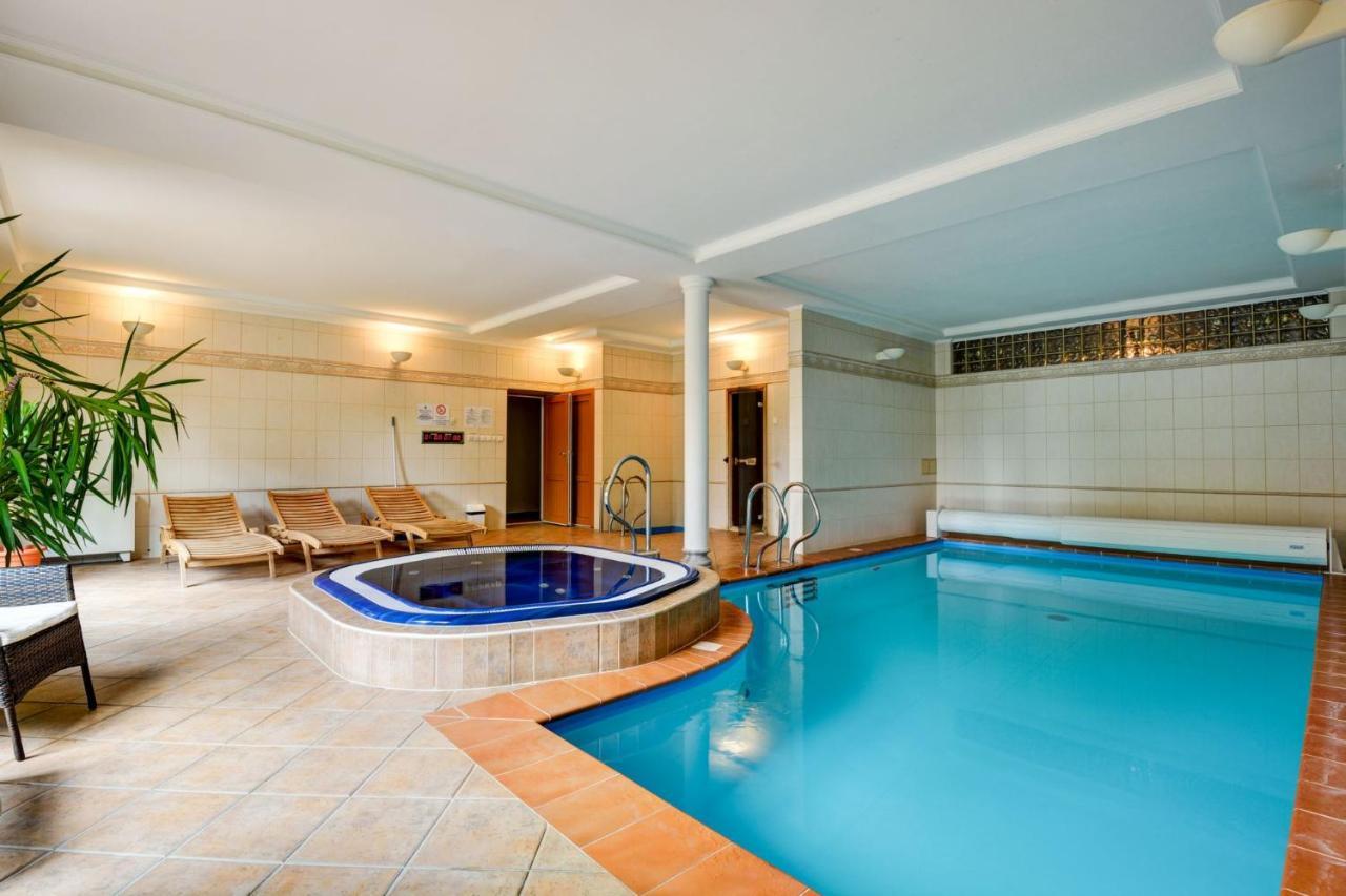 Ranč Kostelany Hotel Kromeriz Bagian luar foto