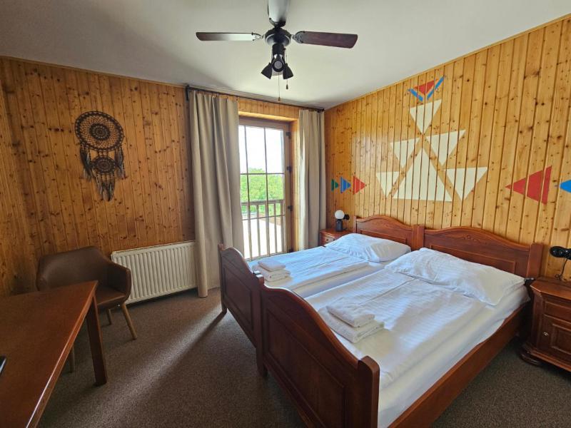 Ranč Kostelany Hotel Kromeriz Bagian luar foto